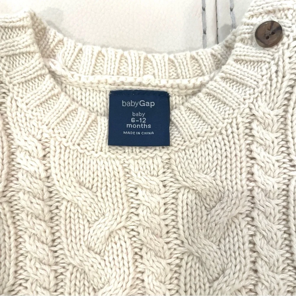 Baby Gap Cotton Cream Cable-knit Onesie Romper One-Piece Size 6-12 months